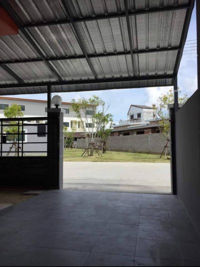 12R0100 ให้เช่าบ้านแฝดชั้นเดียว 2ห้องนอน 2ห้องน้ำ ราคา 12,000/เดือน โซนถลาง