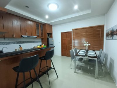 12R0101 ให้เช่าบ้านเเฝดสองชั้น 2 ห้องนอน 2 ห้องน้ำ ราคา 28,000/เดือน โซนถลาง