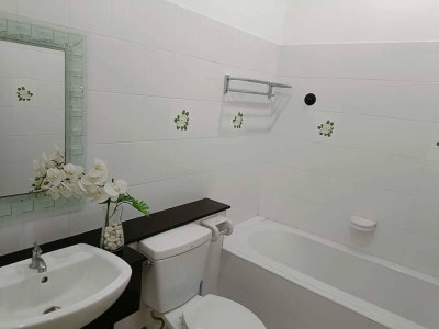 12R0101 ให้เช่าบ้านเเฝดสองชั้น 2 ห้องนอน 2 ห้องน้ำ ราคา 28,000/เดือน โซนถลาง