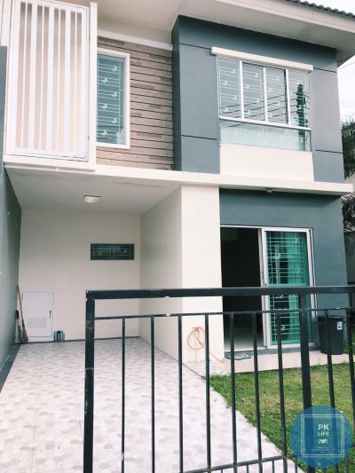 12R0107 ให้เช่าบ้านเเฝดสองชั้น 3ห้องนอน 2ห้องน้ำ ราคา 18,000/เดือน โซนถลาง