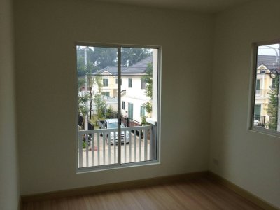 12R0115 บ้านแฝดสองชั้นให้เช่า 3 ห้องนอน 2 ห้องน้ำ ราคา 25,000/เดือน โซนถลาง