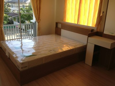 12R0115 บ้านแฝดสองชั้นให้เช่า 3 ห้องนอน 2 ห้องน้ำ ราคา 25,000/เดือน โซนถลาง