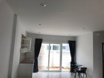 12R0119 ให้เช่าบ้านแฝดสองชั้น 3 ห้องนอน 2 ห้องน้ำ ราคา 30,000/เดือน โซนถลาง