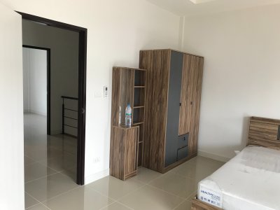 12R0119 ให้เช่าบ้านแฝดสองชั้น 3 ห้องนอน 2 ห้องน้ำ ราคา 30,000/เดือน โซนถลาง