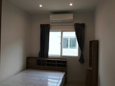 12R0119 ให้เช่าบ้านแฝดสองชั้น 3 ห้องนอน 2 ห้องน้ำ ราคา 30,000/เดือน โซนถลาง