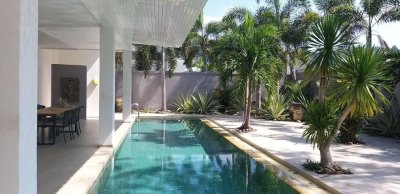 12R0156 ให้เช่าพูลวิลล่า 3 ห้องนอน 4 ห้องน้ำ ราคา 60,000/เดือน โซนถลาง