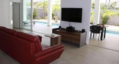 12R0156 ให้เช่าพูลวิลล่า 3 ห้องนอน 4 ห้องน้ำ ราคา 60,000/เดือน โซนถลาง