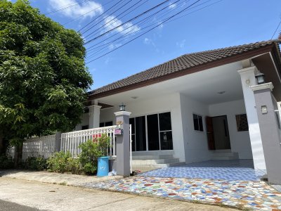 12R0171 This house for rent 3 bedroom 2 bathroom 20,000/month at thalang