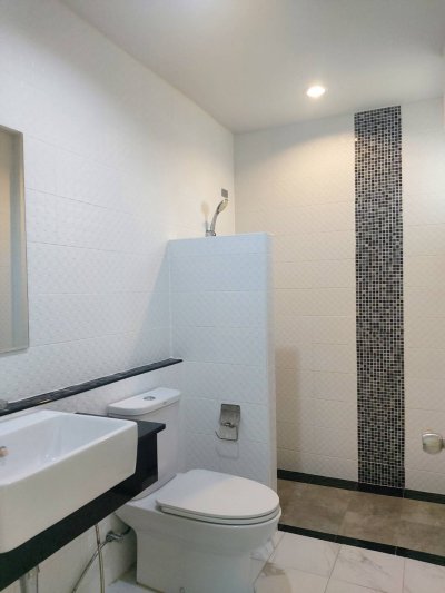 12R0181 ให้เช่าบ้านเดียวชั้นเดียว 2 ห้องนอน 2 ห้องน้ำ ราคา 25,000/เดือน โซนถลาง