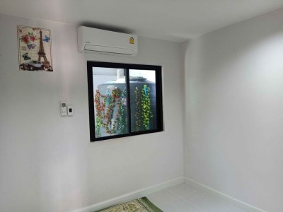 12R0202 ให้เช่าบ้านเเฝดสองชั้น 3 ห้องนอน 3 ห้องน้ำ ราคา 30,000/เดือน โซนถลาง