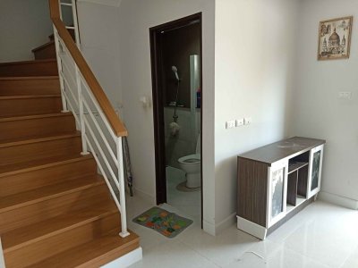 12R0202 ให้เช่าบ้านเเฝดสองชั้น 3 ห้องนอน 3 ห้องน้ำ ราคา 30,000/เดือน โซนถลาง