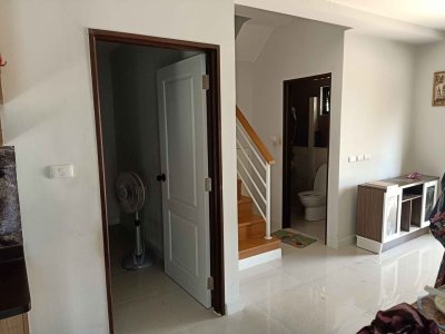 12R0202 ให้เช่าบ้านเเฝดสองชั้น 3 ห้องนอน 3 ห้องน้ำ ราคา 30,000/เดือน โซนถลาง