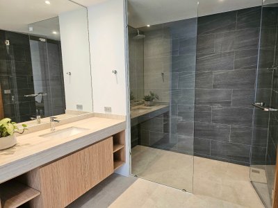 12R0240 ให้เช่า pool villa 5 ห้องนอน 5 ห้องน้ำ ราคา 120,000/เดือน โซนถลาง