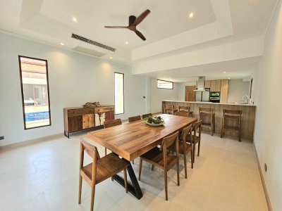 12R0240 ให้เช่า pool villa 5 ห้องนอน 5 ห้องน้ำ ราคา 120,000/เดือน โซนถลาง