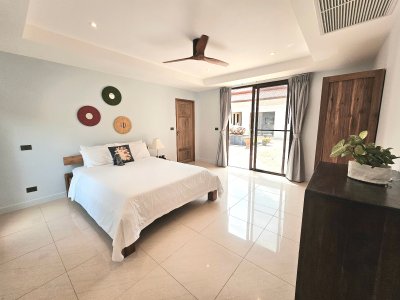 12R0240 ให้เช่า pool villa 5 ห้องนอน 5 ห้องน้ำ ราคา 120,000/เดือน โซนถลาง