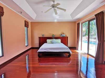 12R0247 Pool villa for rent 7 bedroom 6 bathroom 120,000/month at thalang