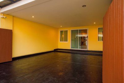 12R0323 ให้เช่า pool villa 3 ห้องนอน 2 ห้องน้ำ ราคาให้เช่า 55,000 ต่อเดือน เฟอร์นิเจอร์ครบครัน โซนถลาง