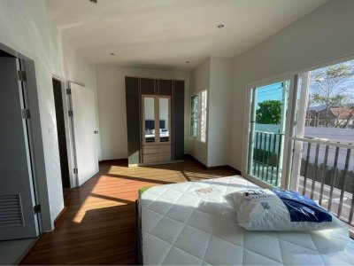 12R0332 ให้เช่าบ้านสองชั้น 3ห้องนอน 3 ห้องน้ำขนาด 30 ตรว ราคา 35,000/เดือน โซนถลาง