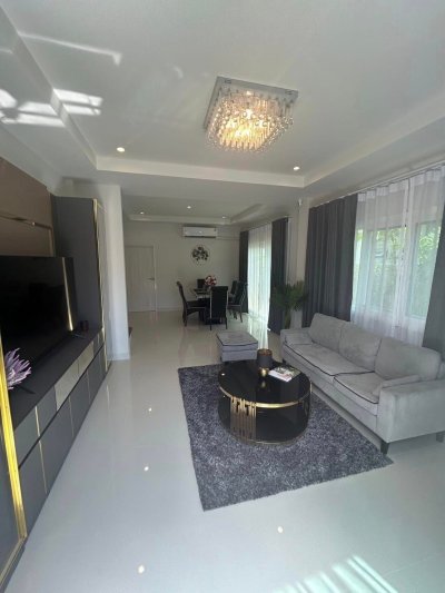 12R0334 This House 4 bedroom 3 bathroom 55,000/month in Thalang