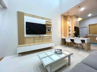 12R0337 ให้เช่าบ้านแฝดสองชั้น 2ห้องนอน 2ห้องน้ำ ราคา 45,000/เดือน โซนถลาง