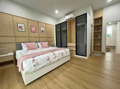 12R0337 ให้เช่าบ้านแฝดสองชั้น 2ห้องนอน 2ห้องน้ำ ราคา 45,000/เดือน โซนถลาง