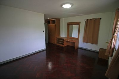 12R0338 ให้เช่าบ้านเดี่ยวสองชั้น 5ห้องนอน 3ห้องน้ำ ราคา 40,000/เดือน โซนถลาง