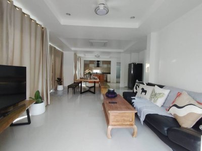 12R0343 ให้เช่า pool villa 4ห้องนอน 5ห้องน้ำ ราคา 90,000/เดือน โซนถลาง