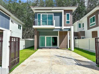 12R0346 ให้เช่าบ้านแฝดสองชั้น 3ห้องนอน 2ห้องน้ำ ราคา 55,000/เดือน โซนถลาง