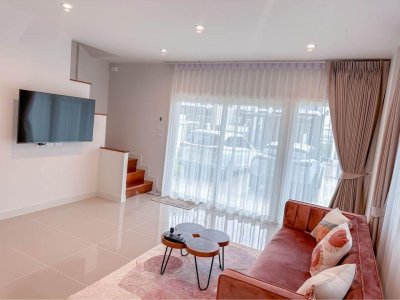 12R0346 ให้เช่าบ้านแฝดสองชั้น 3ห้องนอน 2ห้องน้ำ ราคา 55,000/เดือน โซนถลาง