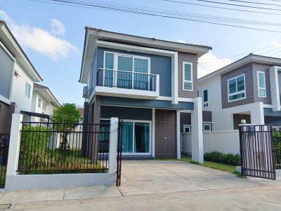 12R0350 This house for rent 3bedrooms 2bathrooms 35,000/month at thalang