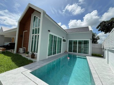 12R0374 ให้เช่า pool villa 3ห้องนอน 3ห้องน้ำ ราคา 65,000/เดือน โซนถลาง