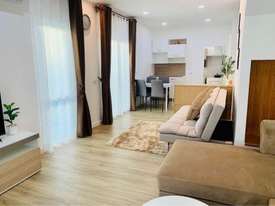 12R0381 ให้เช่าบ้านแฝดสองชั้น 3 ห้องนอน 3 ห้องน้ำ ราคา 40,000/เดือน โซนถลาง