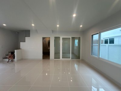 12R0387 ให้เช่าบ้านเดี่ยวสองชั้น 3ห้องนอน 2ห้องน้ำ ราคา 60,000/เดือน โซนถลาง