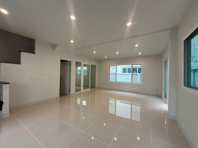 12R0387 ให้เช่าบ้านเดี่ยวสองชั้น 3ห้องนอน 2ห้องน้ำ ราคา 60,000/เดือน โซนถลาง