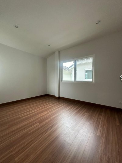 12R0387 ให้เช่าบ้านเดี่ยวสองชั้น 3ห้องนอน 2ห้องน้ำ ราคา 60,000/เดือน โซนถลาง