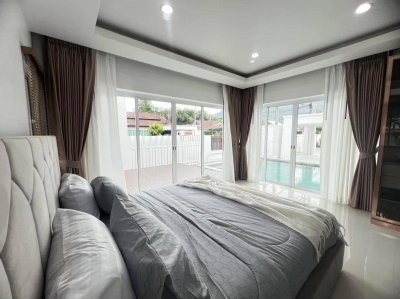 12R0389 ให้เช่า pool villa 3ห้องนอน 2ห้องน้ำ ราคา 80,000/เดือน โซนถลาง