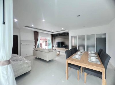 12R0389 ให้เช่า pool villa 3ห้องนอน 2ห้องน้ำ ราคา 80,000/เดือน โซนถลาง