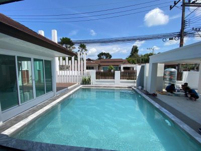 12R0389 ให้เช่า pool villa 3ห้องนอน 2ห้องน้ำ ราคา 80,000/เดือน โซนถลาง