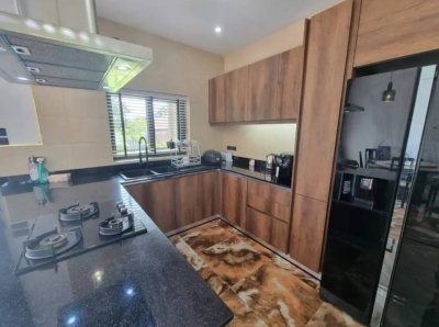 12R0391 House with jacuzzi 3 bedroom 3 bathroom 100,000/month at thalang