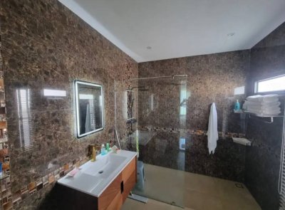 12R0391 House with jacuzzi 3 bedroom 3 bathroom 100,000/month at thalang