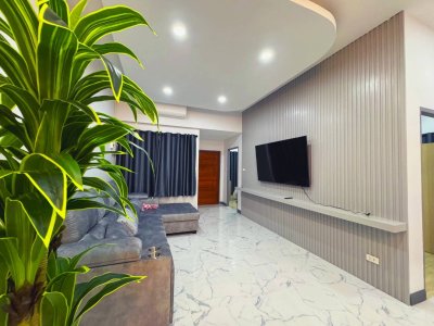 12R0405 This house for rent 4 bedroom 2 bathroom 70,000/month at thalang