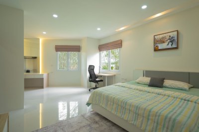 12R0411 ให้เช่า pool villa 3 ห้องนอน 2 ห้องน้ำ ราคา 145,000เดือน โซนถลาง
