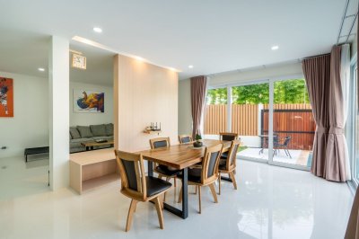 12R0411 ให้เช่า pool villa 3 ห้องนอน 2 ห้องน้ำ ราคา 145,000เดือน โซนถลาง