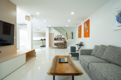 12R0411 ให้เช่า pool villa 3 ห้องนอน 2 ห้องน้ำ ราคา 145,000เดือน โซนถลาง
