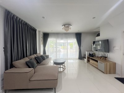 12R0414 This house for rent 3 bedroom 2 bathroom 63,000/month at thalang