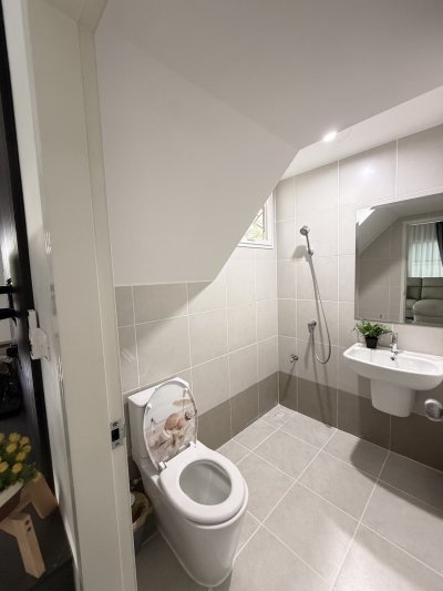 12R0414 ให้เช่าบ้านเดี่ยวสองชั้น 3ห้องนอน 2ห้องน้ำ ราคา 60,000/เดือน โซนถลาง