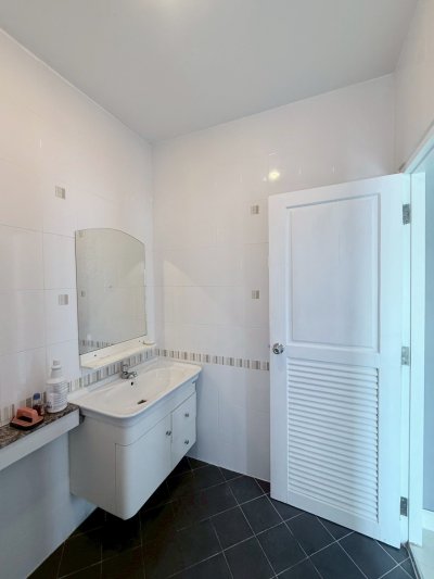 12R0426 This house for rent 3 bedroom 3 bathroom 25,000/month at thalang