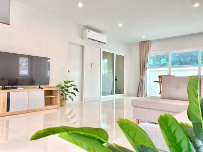 12R0427 ให้เช่าบ้านเดี่ยวสองชั้น 3 ห้องนอน 2 ห้องน้ำ ราคา 50,000/เดือน โซนถลาง