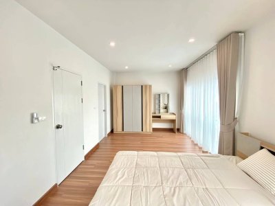 12R0427 ให้เช่าบ้านเดี่ยวสองชั้น 3 ห้องนอน 2 ห้องน้ำ ราคา 50,000/เดือน โซนถลาง