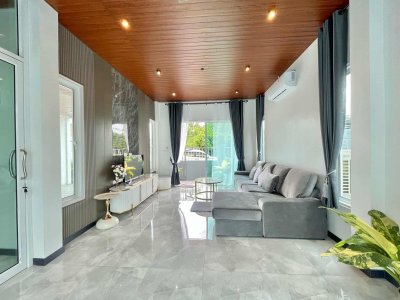 12R0428 Pool villa for rent 3 bedroom 4 bathroom 100,000/month at thalang